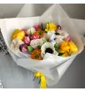 Весенний букет Жёлтый Рануннкулюс