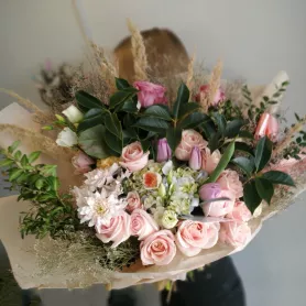 Букет Цветочная акварель от интернет-магазина «VeraRosa»