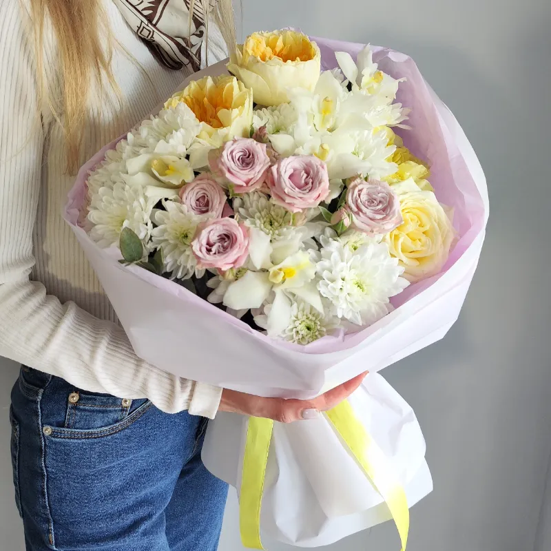 Букет Орхидеи и розы  3